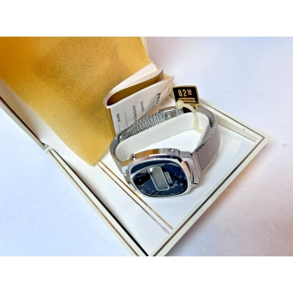VINTAGE FAIRCHILD STAINLESS STEEL DIGITAL WATCH FC1347 TRITUM - NOS
